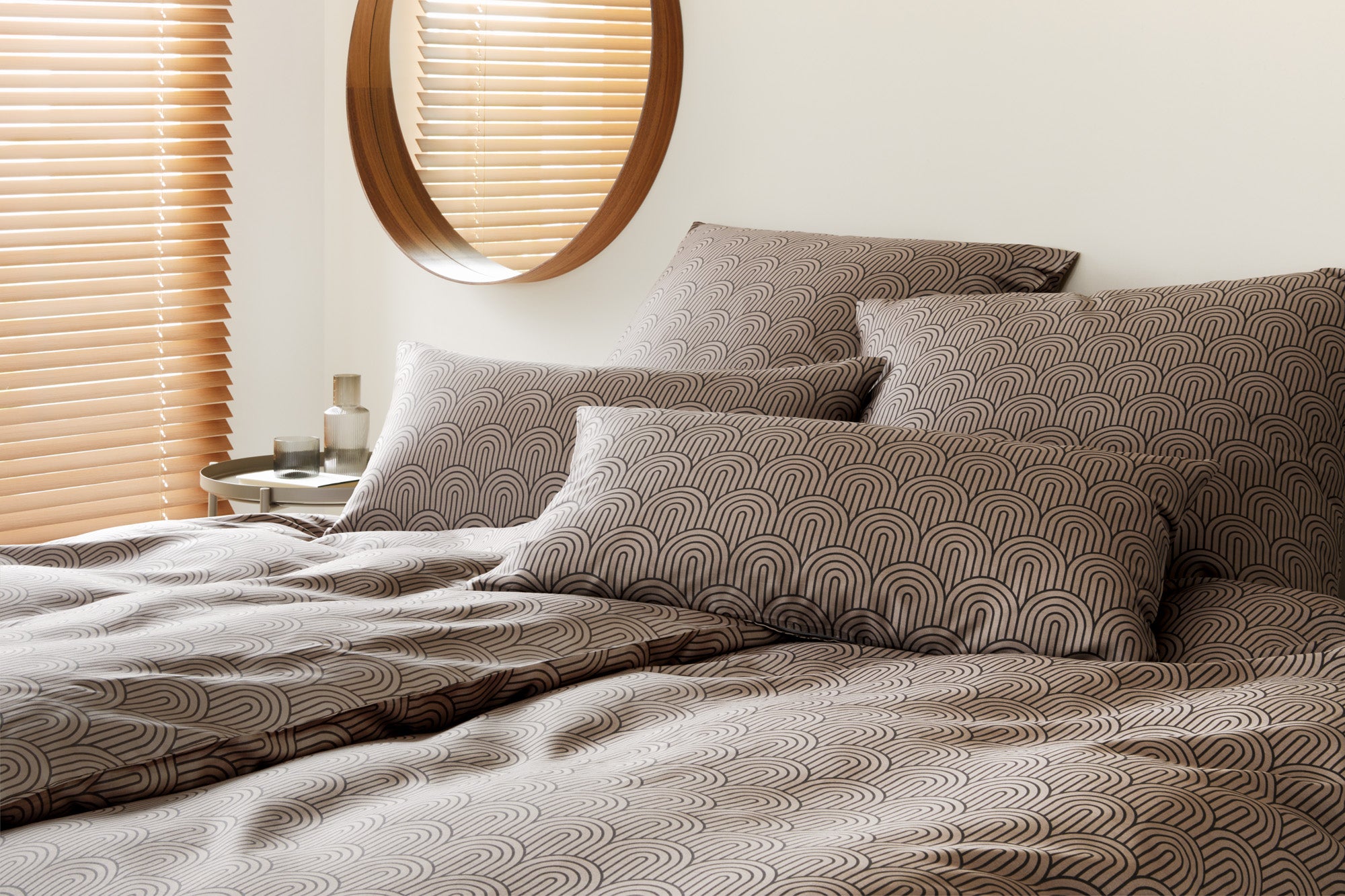 Mako Satin Bettwäsche "Maison Arcs"