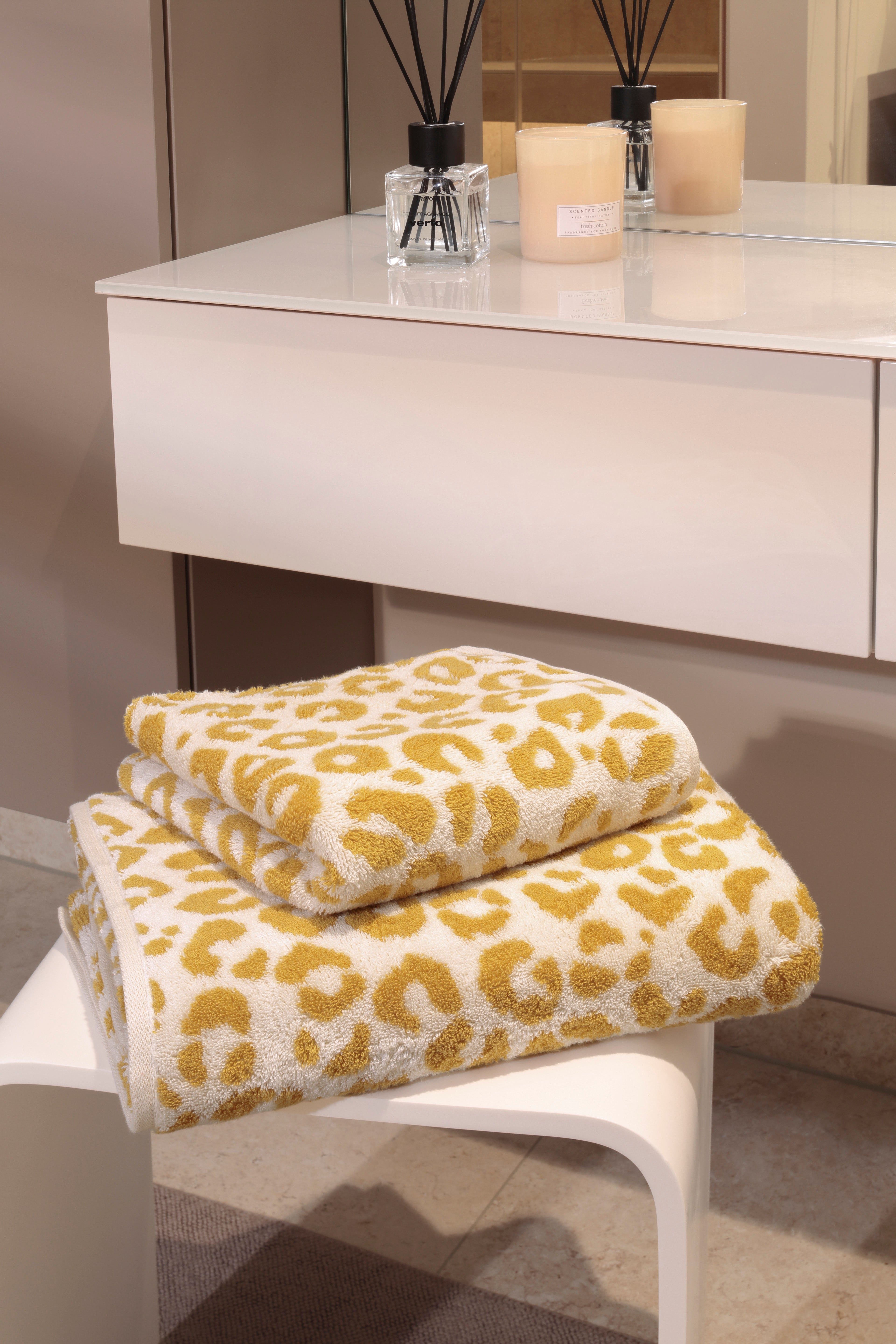 Handtuch "Two Tone Leo" 540