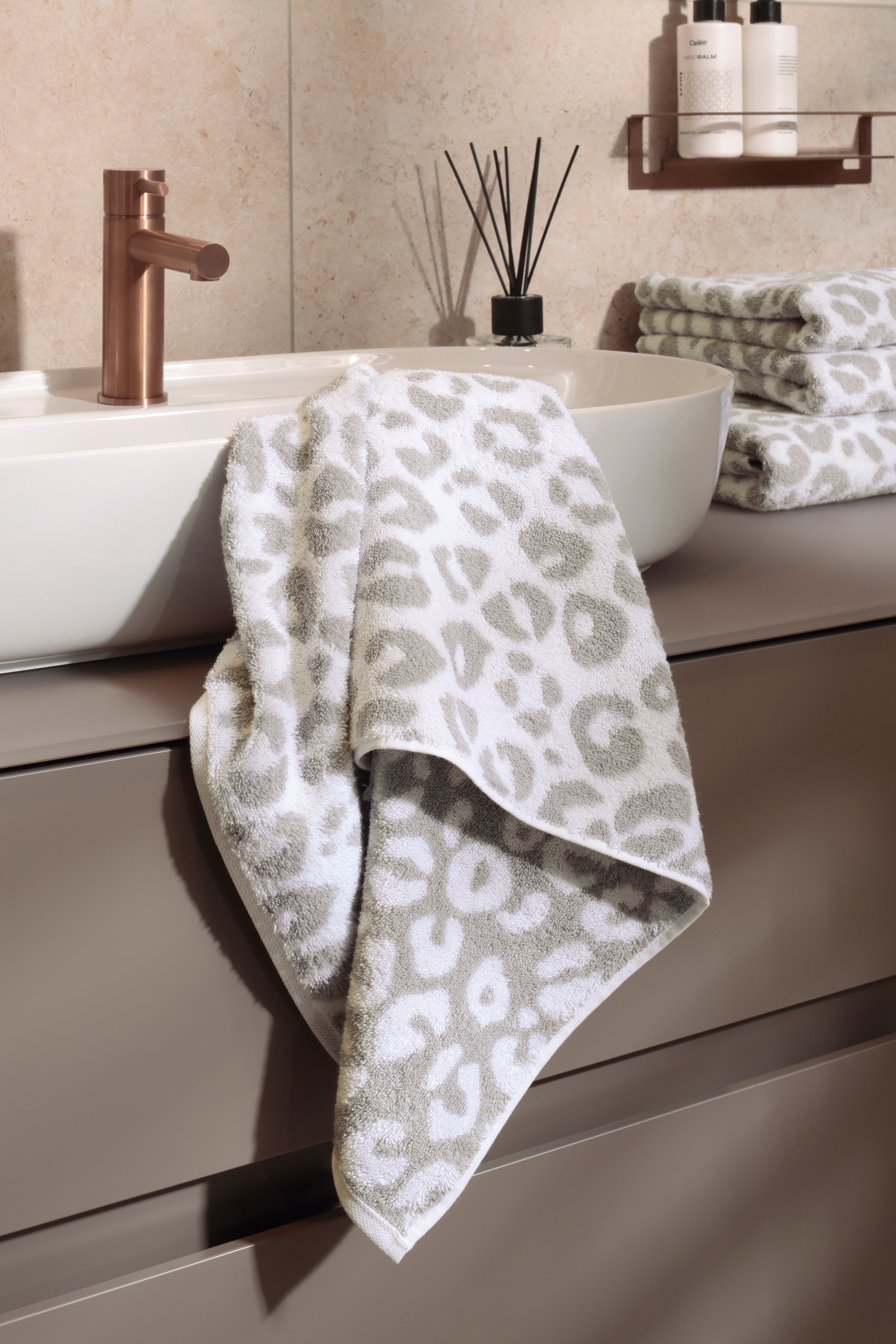 Handtuch "Two Tone Leo" 540